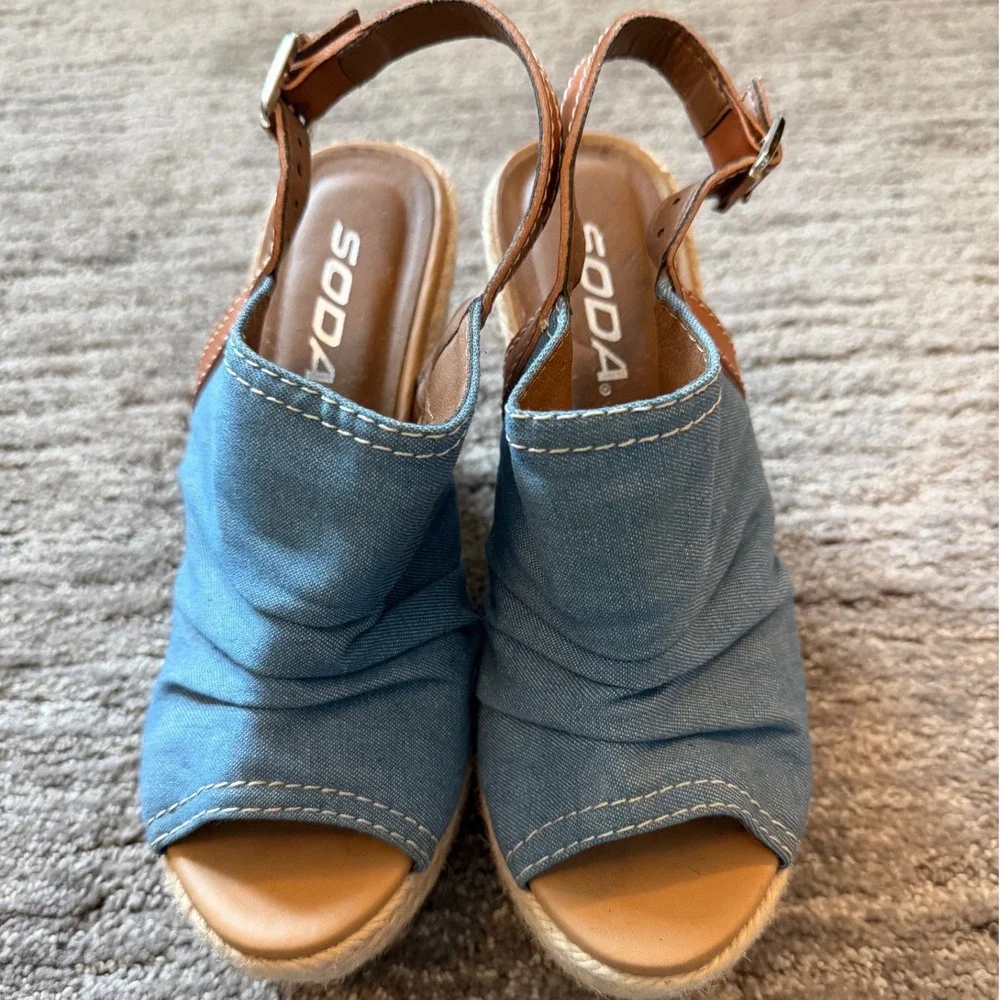 Denim Wedge Soda Women Espadrille Wedge Sandals Blue Ruched Slingback Size 5.5